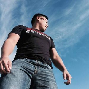 Meet your Posher, Dennis